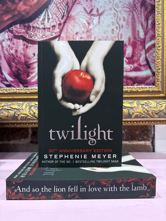 Twilight - 20th Anniversary Edition Paperback
